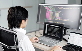 沧县 ,php声明和调用变量的符号是什么？